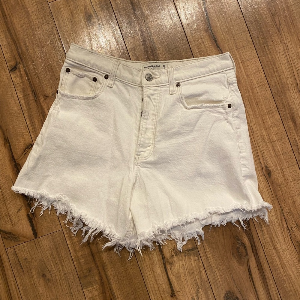 Abercrombie high rise dad shorts